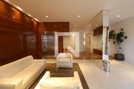 Apartamento à venda com 160m², 3 quartos e 2 vagas Apartamento à venda com 160m², 3 quartos e 2 vagasHall Social