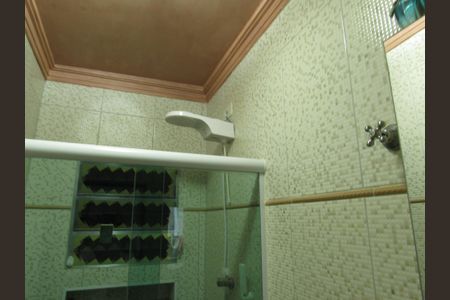 Casa à venda com 242m², 4 quartos e 4 vagasBanheiro da Suíte