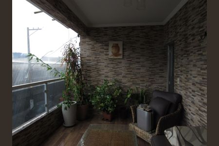 Casa à venda com 242m², 4 quartos e 4 vagasVaranda