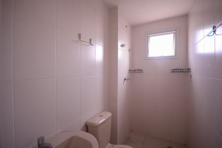 Apartamento à venda com 57m², 2 quartos e 2 vagas Apartamento à venda com 57m², 2 quartos e 2 vagasBanheiro Social