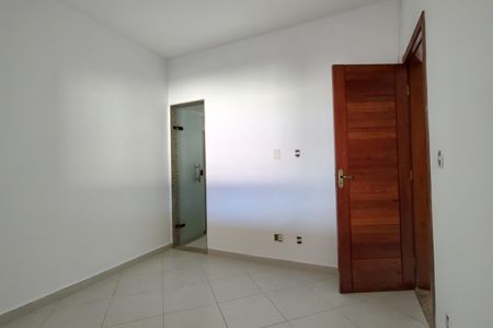 Casa à venda com 363m², 3 quartos e 4 vagas Casa à venda com 363m², 3 quartos e 4 vagasSuíte 2