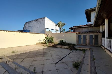 Casa à venda com 363m², 3 quartos e 4 vagas Casa à venda com 363m², 3 quartos e 4 vagasCobertura