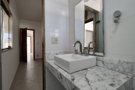 Casa à venda com 363m², 3 quartos e 4 vagas Casa à venda com 363m², 3 quartos e 4 vagasSuíte 3 Banheiro