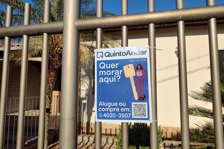 Casa à venda com 363m², 3 quartos e 4 vagas Casa à venda com 363m², 3 quartos e 4 vagasPlaca