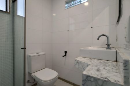 Casa à venda com 363m², 3 quartos e 4 vagas Casa à venda com 363m², 3 quartos e 4 vagasSuíte 2 Banheiro