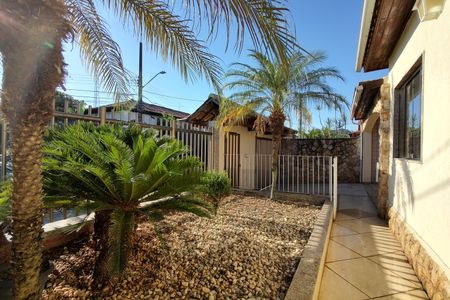 Casa à venda com 363m², 3 quartos e 4 vagas Casa à venda com 363m², 3 quartos e 4 vagasQuintal