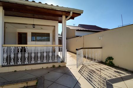 Casa à venda com 363m², 3 quartos e 4 vagas Casa à venda com 363m², 3 quartos e 4 vagasCobertura