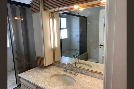 Apartamento à venda com 205m², 4 quartos e 3 vagas