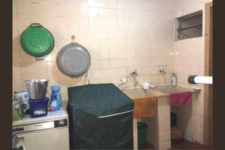 Casa à venda com 200m², 2 quartos e 2 vagas