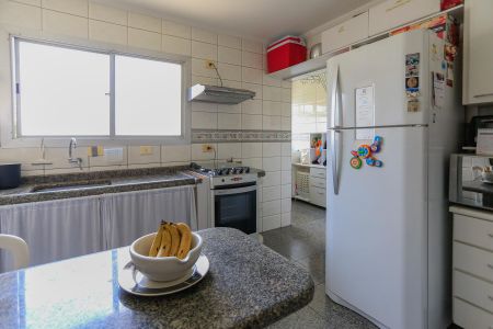 Apartamento à venda com 123m², 3 quartos e 2 vagas Apartamento à venda com 123m², 3 quartos e 2 vagasCozinha