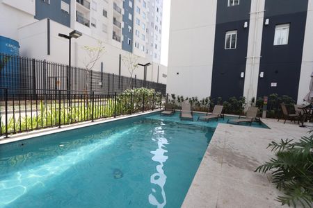 Apartamento para alugar com 38m², 2 quartos e sem vagaÁrea comum - Piscina