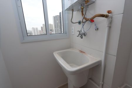 Apartamento para alugar com 38m², 2 quartos e sem vagaLavanderia
