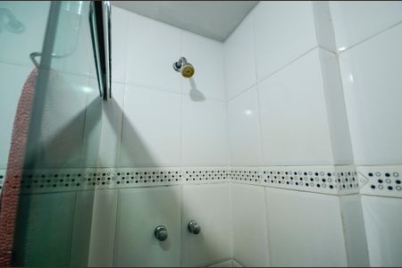 Apartamento à venda com 77m², 3 quartos e 1 vaga Apartamento à venda com 77m², 3 quartos e 1 vagaBanheiro