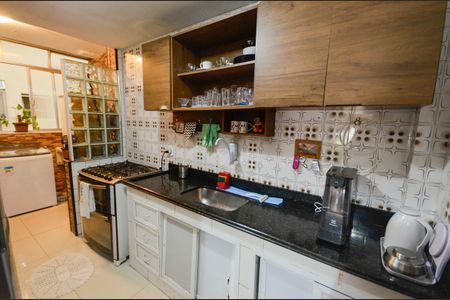 Apartamento à venda com 77m², 3 quartos e 1 vaga Apartamento à venda com 77m², 3 quartos e 1 vagaCozinha