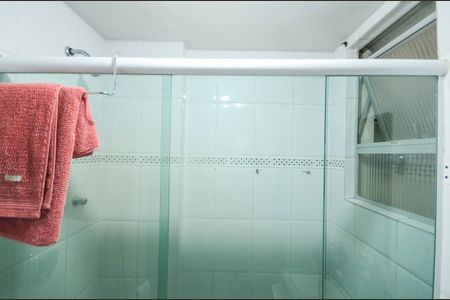 Apartamento à venda com 77m², 3 quartos e 1 vaga Apartamento à venda com 77m², 3 quartos e 1 vagaBanheiro