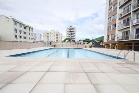 Apartamento à venda com 77m², 3 quartos e 1 vaga Apartamento à venda com 77m², 3 quartos e 1 vagaÁrea comum - Piscina