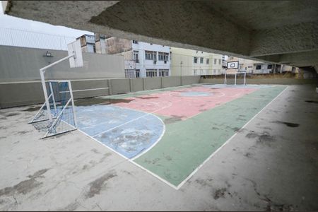 Apartamento à venda com 77m², 3 quartos e 1 vaga Apartamento à venda com 77m², 3 quartos e 1 vagaQuadra Esportiva