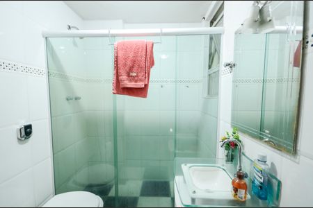 Apartamento à venda com 77m², 3 quartos e 1 vaga Apartamento à venda com 77m², 3 quartos e 1 vagaBanheiro