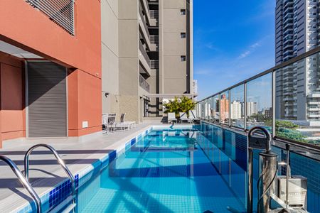 Studio à venda com 26m², 1 quarto e sem vaga Studio à venda com 26m², 1 quarto e sem vagaÁrea comum - Piscina