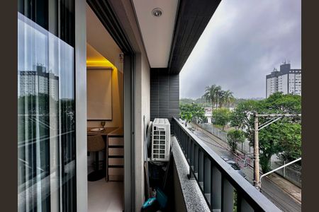 Studio à venda com 25m², 0 quarto e sem vaga Studio à venda com 25m², 0 quarto e sem vagaSacada