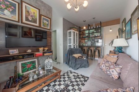 Apartamento à venda com 47m², 2 quartos e 1 vaga Apartamento à venda com 47m², 2 quartos e 1 vagaSala