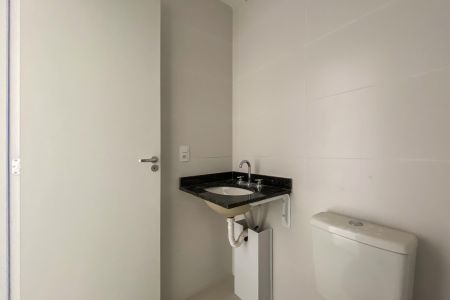 Apartamento à venda com 146m², 3 quartos e 4 vagas Apartamento à venda com 146m², 3 quartos e 4 vagasBanheiro Suíte 03