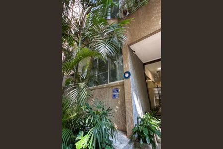 Apartamento para alugar com 237m², 3 quartos e sem vaga Apartamento para alugar com 237m², 3 quartos e sem vagaPlaquinha