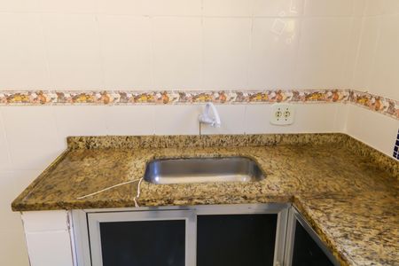 Casa de condomínio à venda com 54m², 2 quartos e 1 vaga Casa de condomínio à venda com 54m², 2 quartos e 1 vagaCozinha