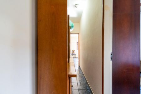 Casa à venda com 300m², 3 quartos e 3 vagas Casa à venda com 300m², 3 quartos e 3 vagasCorredor