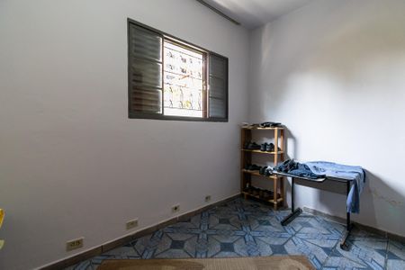 Casa à venda com 300m², 3 quartos e 3 vagas Casa à venda com 300m², 3 quartos e 3 vagasQuarto 2