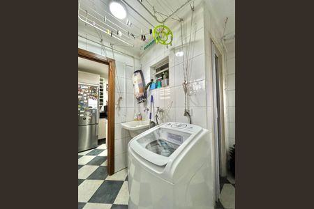 Apartamento à venda com 67m², 3 quartos e 1 vaga Apartamento à venda com 67m², 3 quartos e 1 vagaÁrea de Serviço