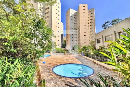 Apartamento à venda com 67m², 3 quartos e 1 vaga Apartamento à venda com 67m², 3 quartos e 1 vagaÁrea comum - Piscina