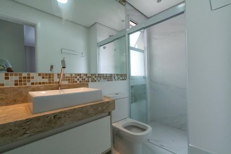 Apartamento à venda com 155m², 3 quartos e 3 vagasBanheiro da Suíte 2