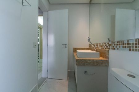 Apartamento à venda com 155m², 3 quartos e 3 vagasBanheiro da Suíte 2