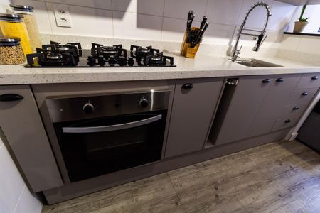 Apartamento à venda com 27m², 1 quarto e sem vaga Apartamento à venda com 27m², 1 quarto e sem vagaCozinha e Área de Serviço