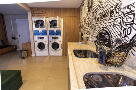 Apartamento à venda com 27m², 1 quarto e sem vaga Apartamento à venda com 27m², 1 quarto e sem vagaÁrea comum - Lavanderia