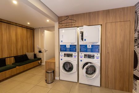 Apartamento à venda com 27m², 1 quarto e sem vaga Apartamento à venda com 27m², 1 quarto e sem vagaÁrea comum - Lavanderia