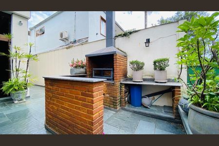 Casa à venda com 380m², 3 quartos e 4 vagasFoto 13