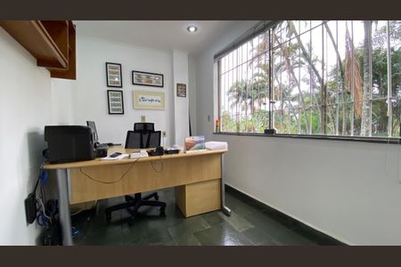 Casa à venda com 380m², 3 quartos e 4 vagasFoto 24