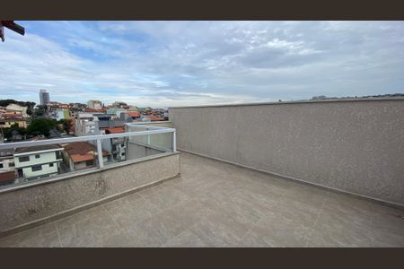 Apartamento à venda com 102m², 2 quartos e 1 vaga Apartamento à venda com 102m², 2 quartos e 1 vagaCobertura