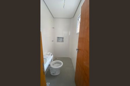 Apartamento à venda com 102m², 2 quartos e 1 vaga Apartamento à venda com 102m², 2 quartos e 1 vagaBanheiro