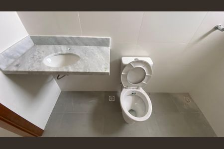 Apartamento à venda com 102m², 2 quartos e 1 vaga Apartamento à venda com 102m², 2 quartos e 1 vagaBanheiro da Suíte