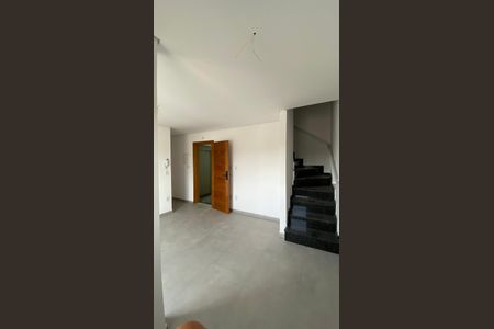Apartamento à venda com 102m², 2 quartos e 1 vaga Apartamento à venda com 102m², 2 quartos e 1 vagaCozinha