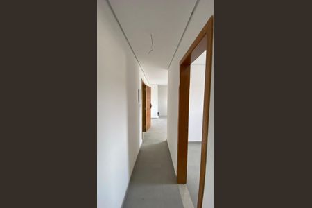 Apartamento à venda com 102m², 2 quartos e 1 vaga Apartamento à venda com 102m², 2 quartos e 1 vagaCorredor