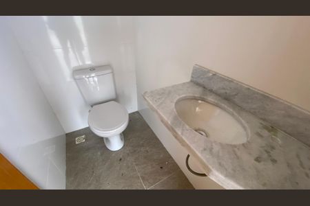 Apartamento à venda com 102m², 2 quartos e 1 vaga Apartamento à venda com 102m², 2 quartos e 1 vagaCobertura - Banheiro