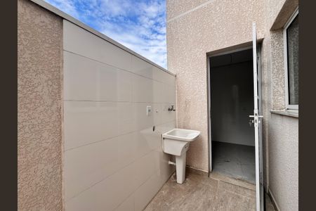 Apartamento à venda com 63m², 2 quartos e 1 vagaÁrea de Serviço