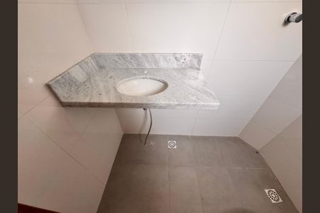 Apartamento à venda com 63m², 2 quartos e 1 vagaBanheiro da Suíte