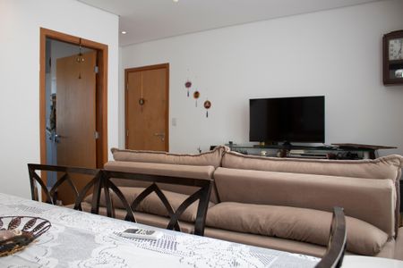 Apartamento à venda com 72m², 3 quartos e 2 vagas Apartamento à venda com 72m², 3 quartos e 2 vagasSala