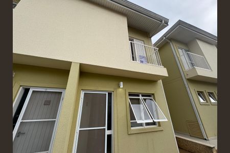 Casa de condomínio à venda com 77m², 2 quartos e 2 vagasFachada
