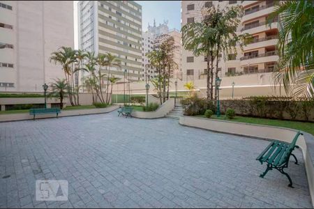 Apartamento à venda com 240m², 3 quartos e 4 vagas Apartamento à venda com 240m², 3 quartos e 4 vagasÁrea comum